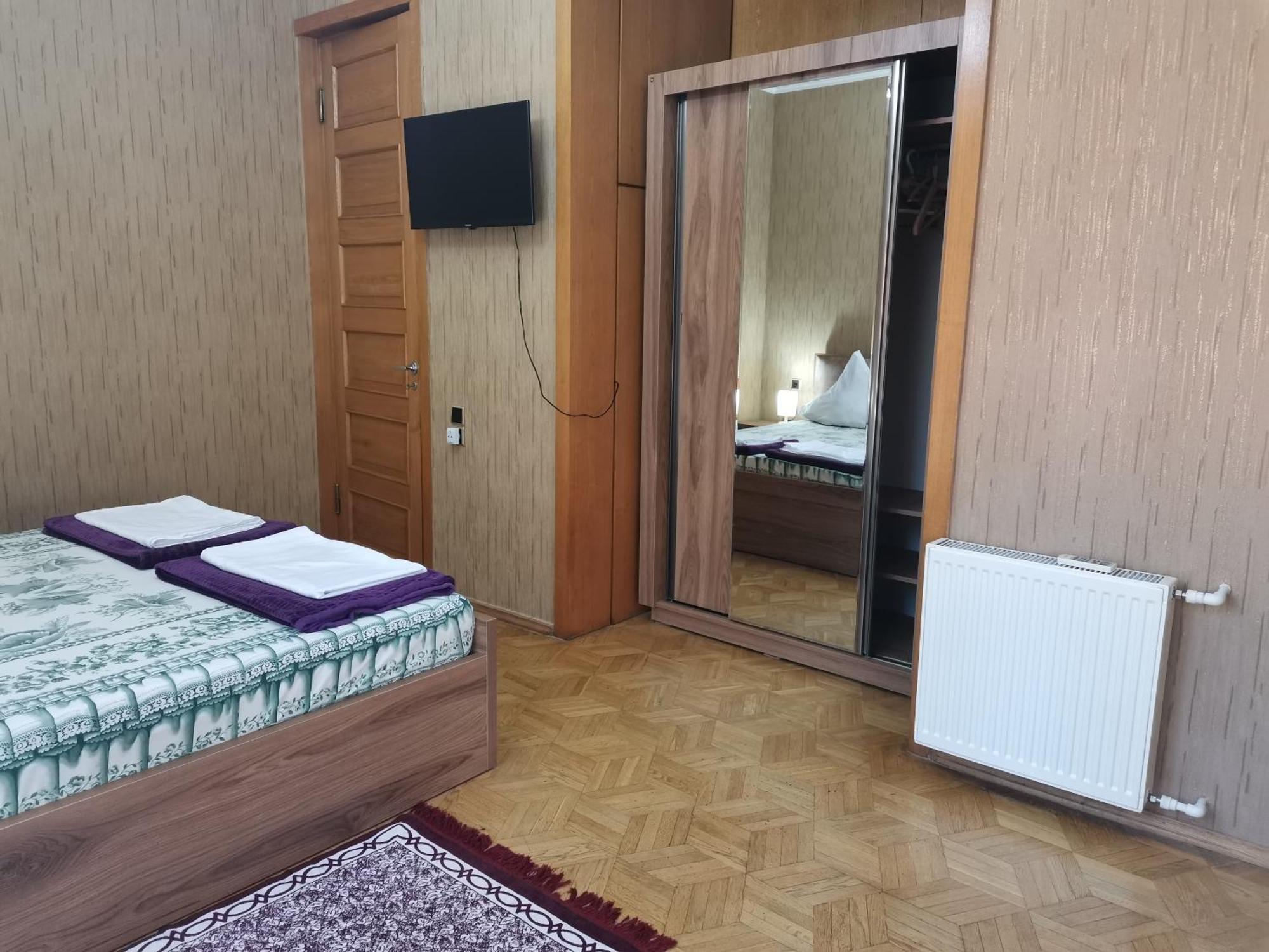 European Backpackers 欧洲背包客&大厨房 Hostel Tbilisi Exterior photo